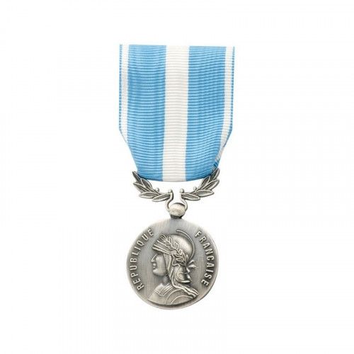 Médaille pendante outre mer