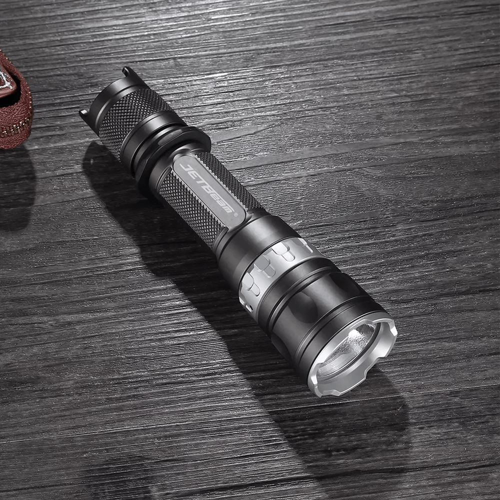 Lampe Tactique RAPTOR RRT02 - 2080 Lumens - Niteye Lampe Tactique RAPTOR RRT02 - 2080 Lumens - Niteye