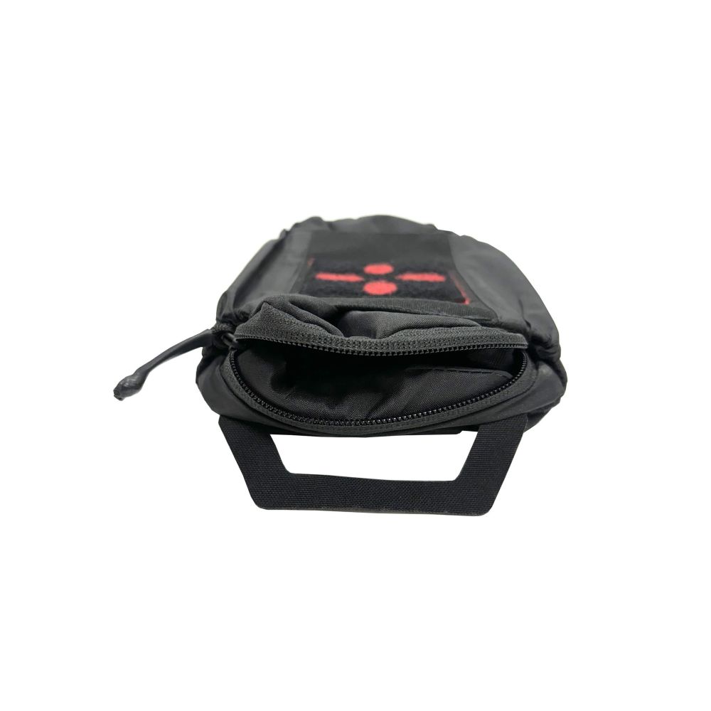 Poche médicale extra plate noir/rouge - ADN Tactical Poche médicale extra plate noir/rouge - ADN Tactical